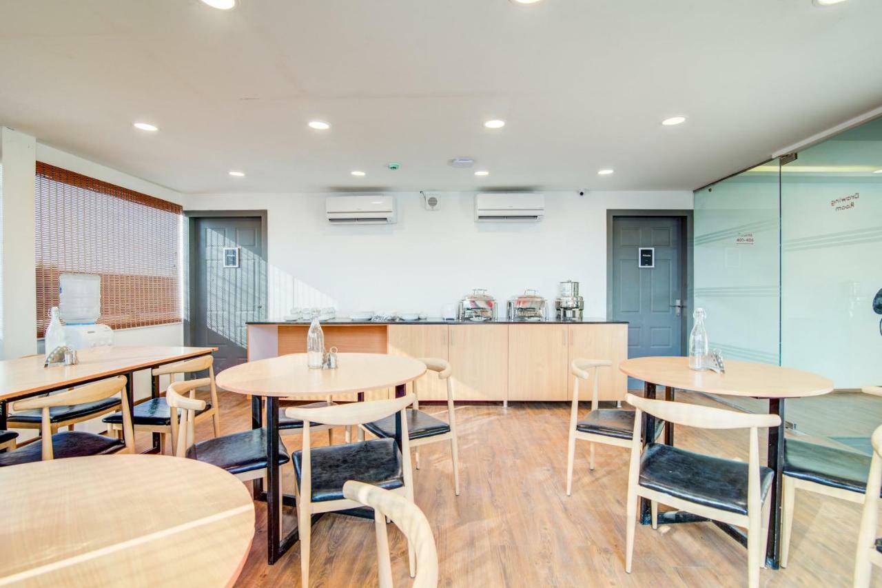 Oyo Townhouse 104 Koramangala Maharaja Signal Hotel บังกาลอร์ ภายนอก รูปภาพ