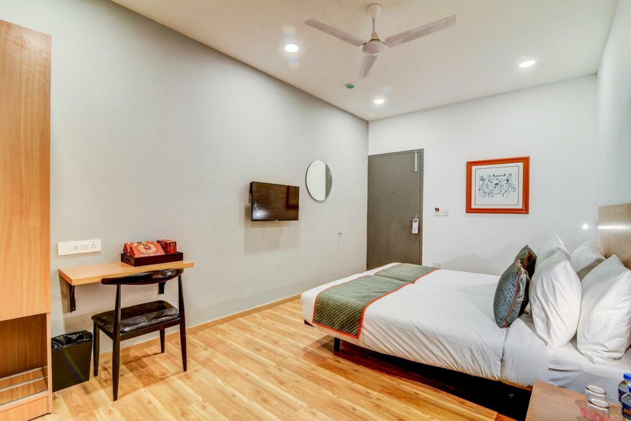 Oyo Townhouse 104 Koramangala Maharaja Signal Hotel บังกาลอร์ ภายนอก รูปภาพ