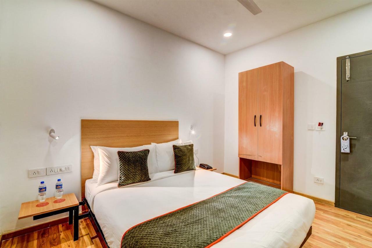 Oyo Townhouse 104 Koramangala Maharaja Signal Hotel บังกาลอร์ ภายนอก รูปภาพ