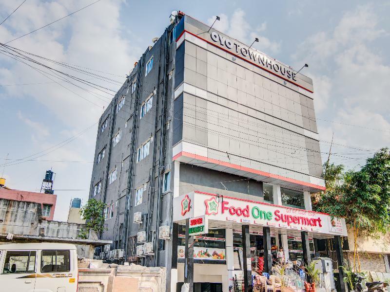 Oyo Townhouse 104 Koramangala Maharaja Signal Hotel บังกาลอร์ ภายนอก รูปภาพ