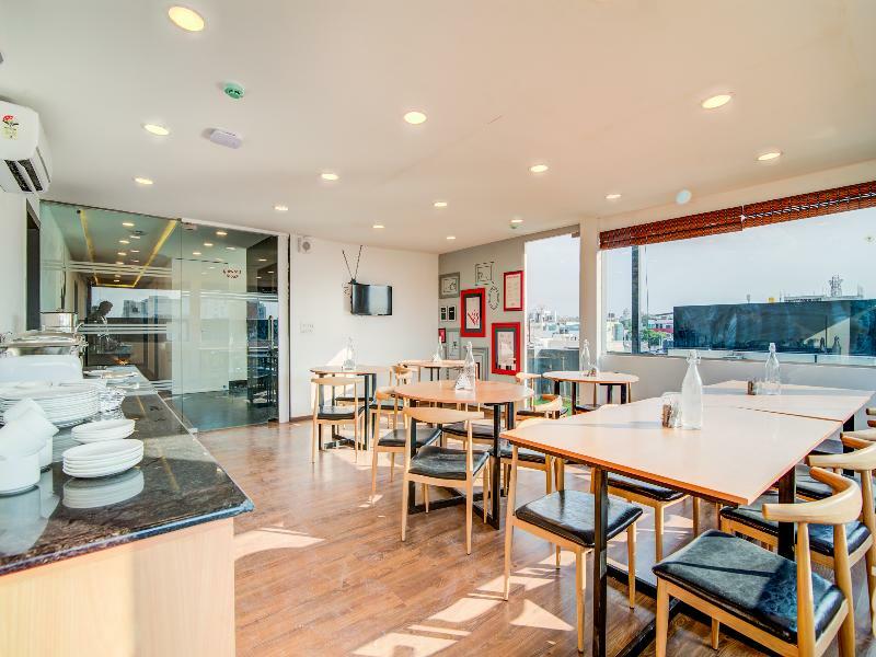 Oyo Townhouse 104 Koramangala Maharaja Signal Hotel บังกาลอร์ ภายนอก รูปภาพ