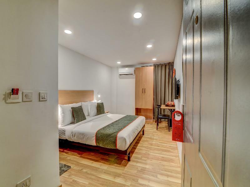 Oyo Townhouse 104 Koramangala Maharaja Signal Hotel บังกาลอร์ ภายนอก รูปภาพ